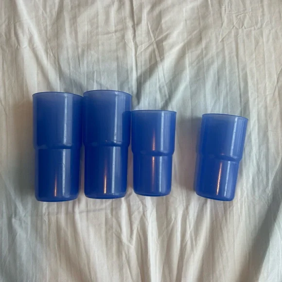 Tupperware Blue Tumblers Set - Picture 1 of 3